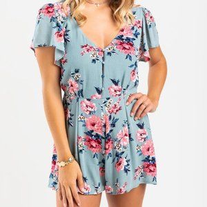NWT - Adorable Floral Flutter Sleeve Romper